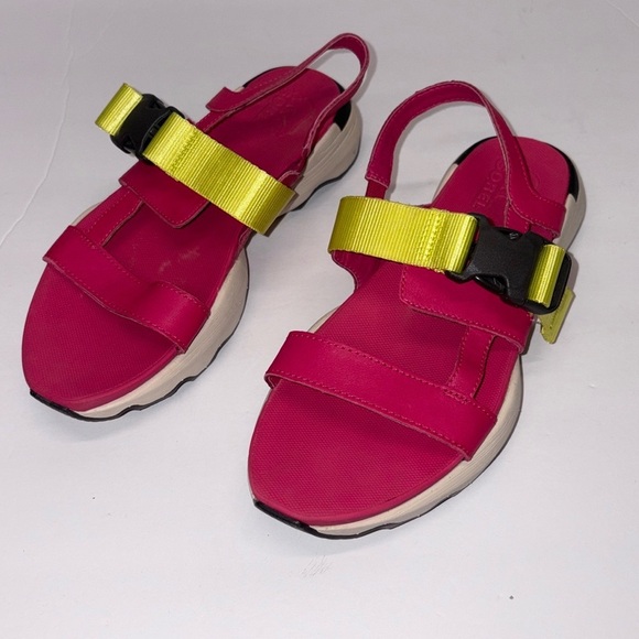 Sorel Kinetic Impact Sling Sport Sandals in size 7 pink yellow - Picture 1 of 6